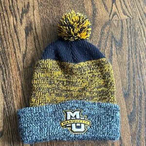 Marquette Pom-Pom Beanie / Hat